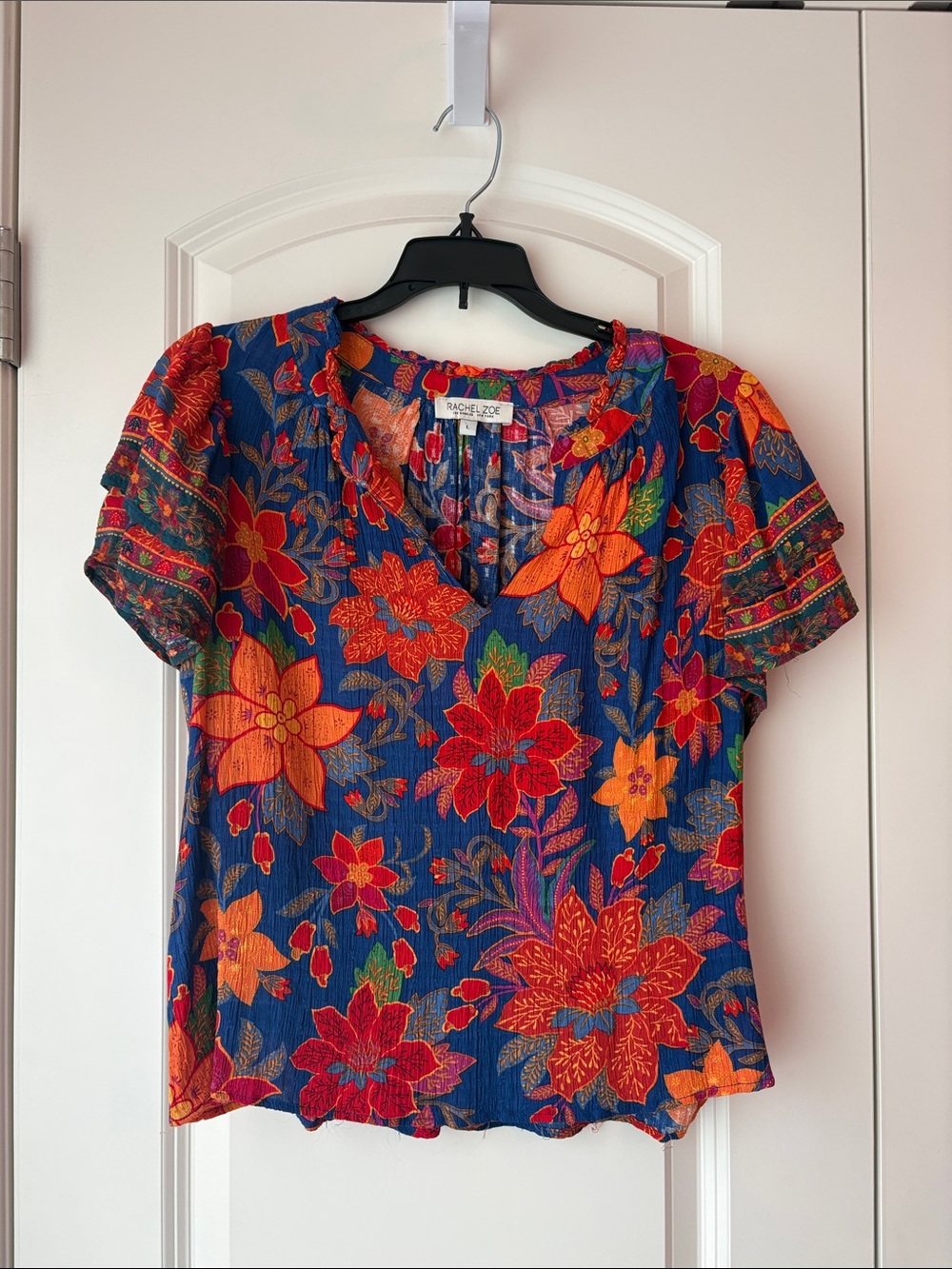 Rachel Zoe Multicolored Floral Short Sleeve V-Neck Top Size Large